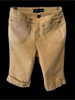 Bandolino Light Tan Cuffed Women's Bermuda Shorts